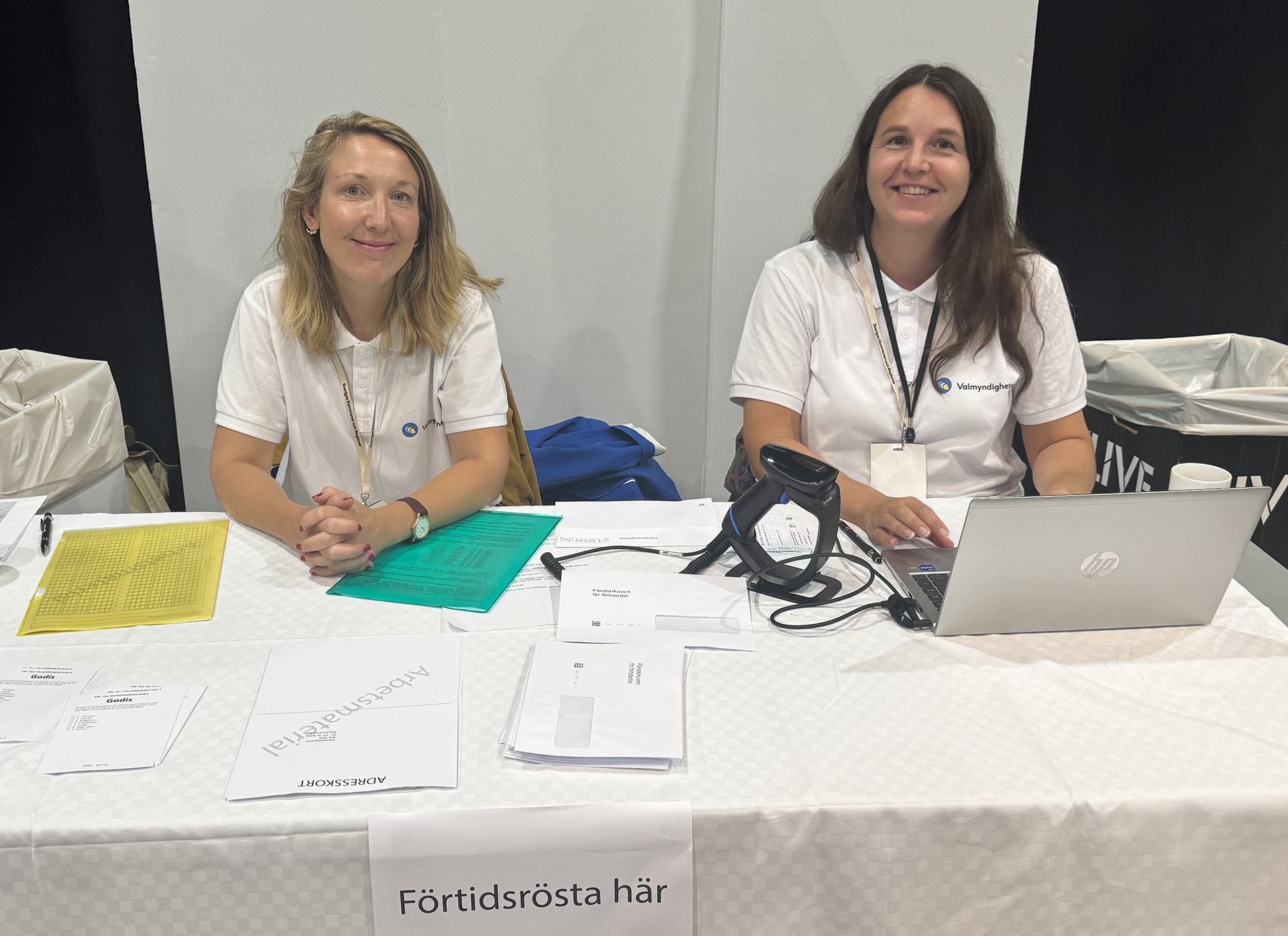 Röstmottagare vid valkonferensen september 2025. Sara Hugosson och Johanna Jansson